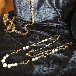 Vtg Monet 36 in. necklace, goldtone w/ white glass